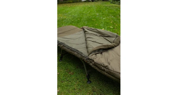 FOX - Lehátko se spacákem Flatliner X MF8 All Season System