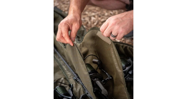 FOX - Obal na pruty Camolite Retractable Tri Sleeve 8-10 ft