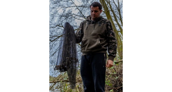 FOX - Podběráková síť Camo Landing Net Mesh 46