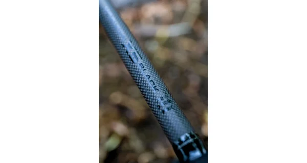 FOX - Prut Horizon X5 Black 3,6 m 4 lb 2 díly