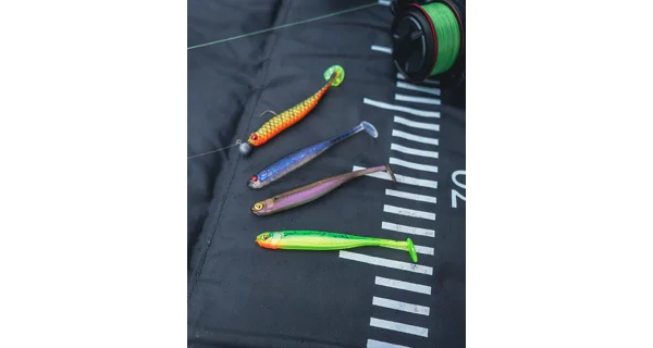 FOX RAGE - Gumová nástraha Mini Tiddler Mixed Colour Packs Loaded 7 cm 4 ks