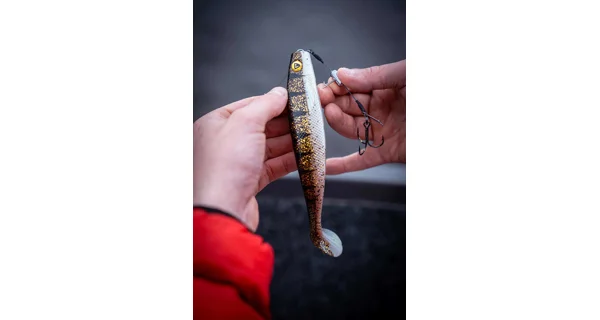 FOX RAGE - Gumová nástraha Pro Shad Loaded Silver Halo 18 cm