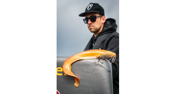 FOX RAGE - Gumová nástraha Ultra Realistic Replicant Catfish 10 cm 51 g Golden Wels