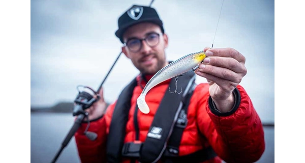FOX RAGE - Gumová nástraha Zander Pro Shad Loaded UV Natural Perch 16 cm