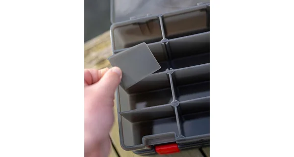 FOX RAGE - Krabička Stack 'N' Store Shield Storage Deep Medium 20 Comartment