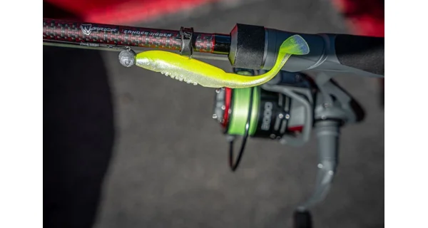 FOX RAGE - Prut Warrior Zander Jig 2,4 m 10-30 g 2 díly