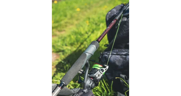 FOX RAGE - Prut Warrior Zander Jigger 2,1 m 10-30 g 2 díly