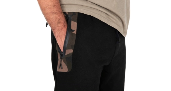 FOX - Tepláky Black Camo Premium 310 Joggers vel. 2XL
