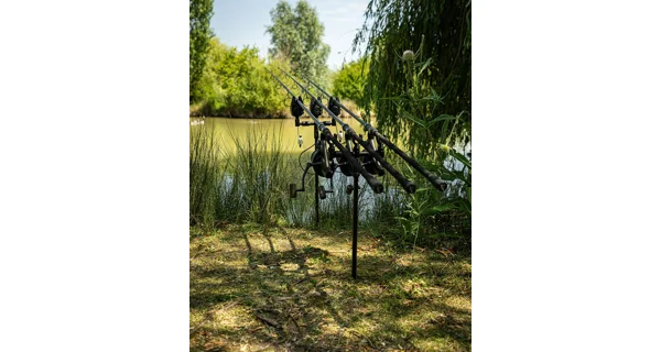 FOX - Vidlička Black Label CamLok Banksticks 12