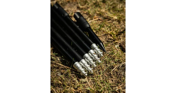 FOX - Vidlička Black Label CamLok Banksticks 12