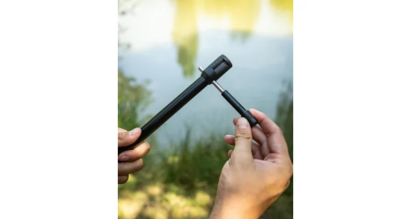 FOX - Vidlička Black Label CamLok Banksticks 36
