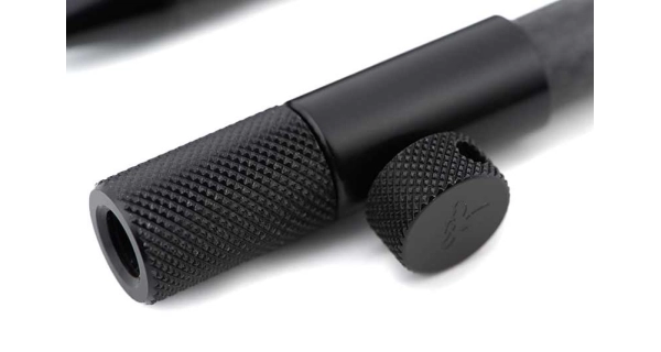 FOX - Vidlička Black Label Carbon Banksticks 18