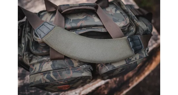 GIANTS FISHING - Cestovní taška Deluxe Large Carryall