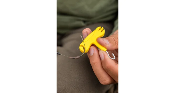 GIANTS FISHING - Dotahovač uzlů a stahovač šňůrek Multi Tool 3in1 Knot Puller and Line Stripper
