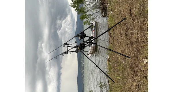 GIANTS FISHING - Kaprový prut Gaube XP330 2,75 m 3,5 lb 2 díly