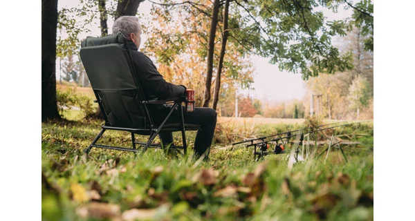 GIANTS FISHING - Křeslo Chair Deluxe FX + Transportní taška!