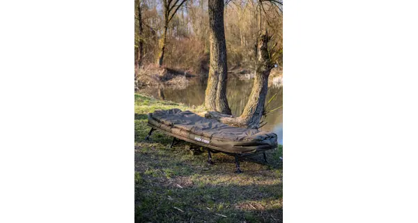 GIANTS FISHING - Lehátko + spací pytel Bedchair/Sleeping Bag System RWX 5 STD