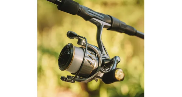 GIANTS FISHING - Naviják GXF Reel 4000FD