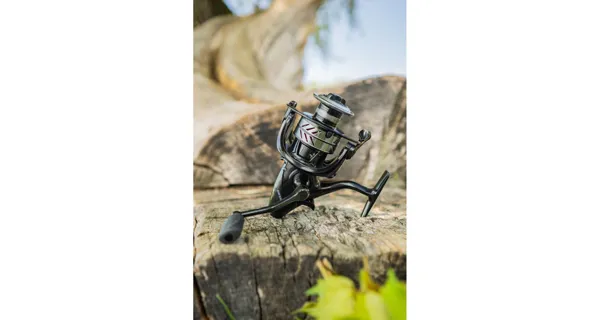 GIANTS FISHING - Naviják GXR Reel 6000FS 1+1 zdarma!