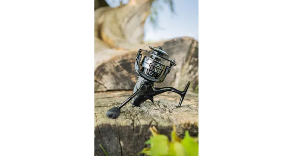 GIANTS FISHING - Naviják GXR Reel 6000FS 1+1 zdarma!