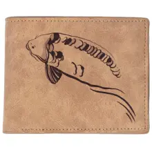 GIANTS FISHING - Peněženka hnědá plavající kapr Brown Wallet Swimming Carp