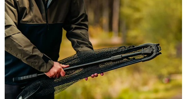 GIANTS FISHING - Plovoucí podběrák s pogumovanou síťkou Deluxe 210 cm