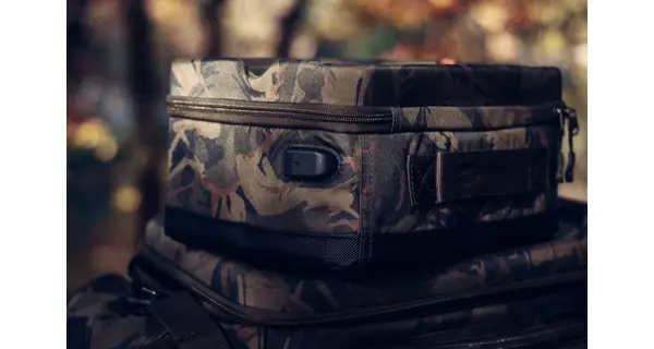 GIANTS FISHING - Pouzdro Electronics Eva Table Bag