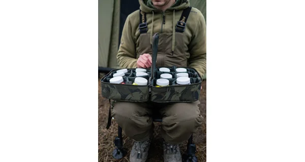 GIANTS FISHING - Pouzdro na nástrahy Hookbait Bag