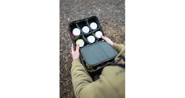 GIANTS FISHING - Pouzdro na nástrahy Hookbait Bag