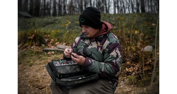 GIANTS FISHING - Pouzdro na návazce Carp Organizer Gaube XL