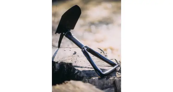 GIANTS FISHING - Skládací lopatka Camping Shovel