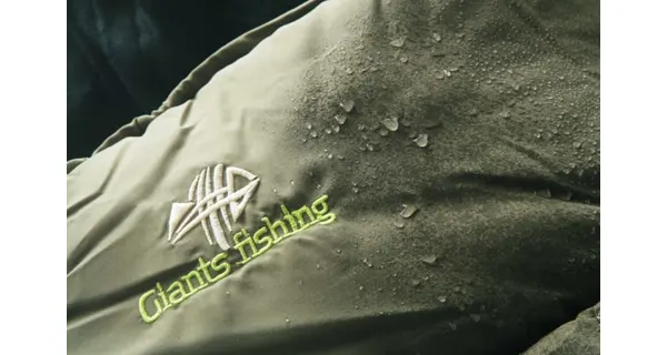 GIANTS FISHING - Spací pytel 4 Season Plus