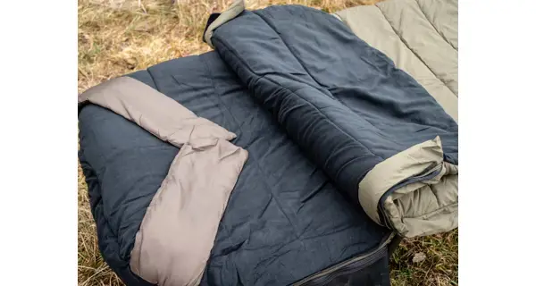 GIANTS FISHING - Spací pytel 5 Season Extreme Plus Sleeping Bag