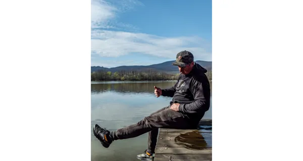GIANTS FISHING - Tepláky Joggers Deluxe Green vel. L