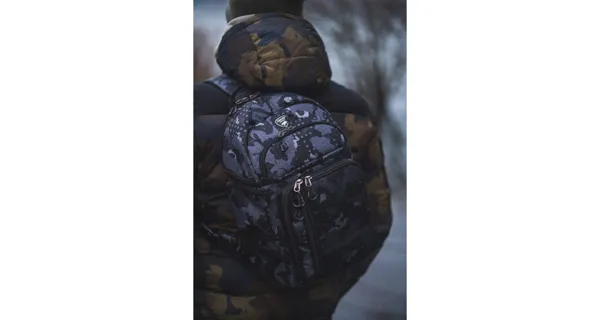 GIANTS FISHING - Vláčecí batoh Spinning Sling Bag + Vláčecí taška Compact