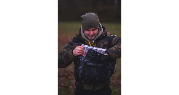 GIANTS FISHING - Vláčecí batoh Spinning Sling Bag + Vláčecí taška Compact