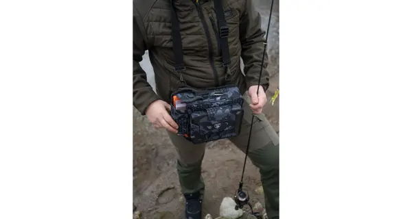 GIANTS FISHING - Vláčecí ledvinka Spinning Waist/Leg Bag