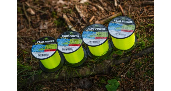 GIANTS FISHING - Vlasec Fluo Power UV-Yellow 0,26 mm 7,1 kg 600 m