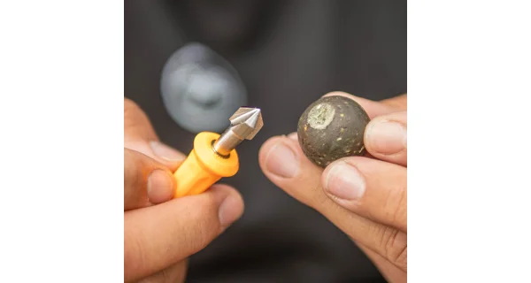 GIANTS FISHING - Vrtáček na boilies Snowman Rig Drill Bore Tool