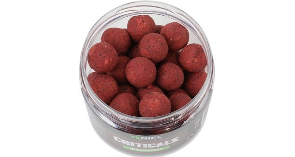 KAREL NIKL - Criticals Boilie Strawberry 18 mm 150 g