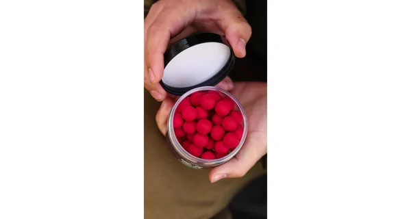 KAREL NIKL - Plovoucí boilies Gigantica 16 mm 50 g