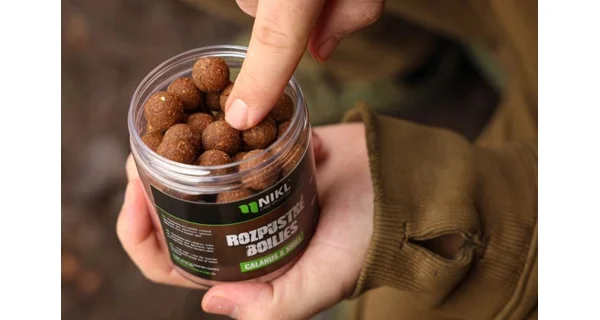 KAREL NIKL - Rozpustné boilies Calanus & Krill 14 mm 250 ml