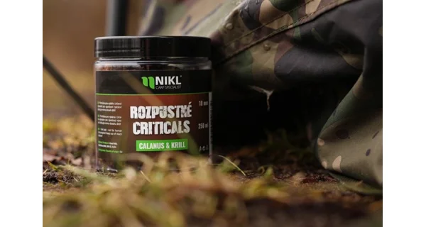 KAREL NIKL - Rozpustné Criticals boilie Calanus & Krill 14 mm 250 ml