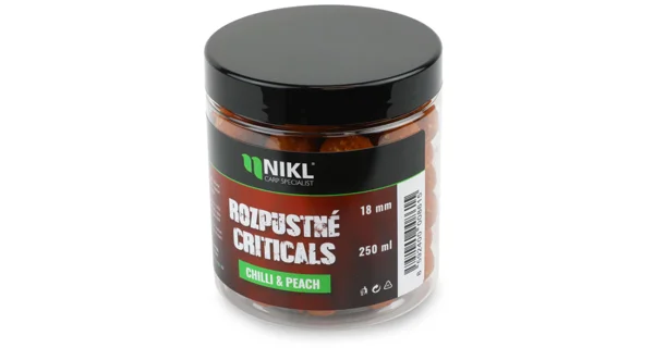 KAREL NIKL - Rozpustné Criticals boilie Chilli & Peach 18 mm 250 ml