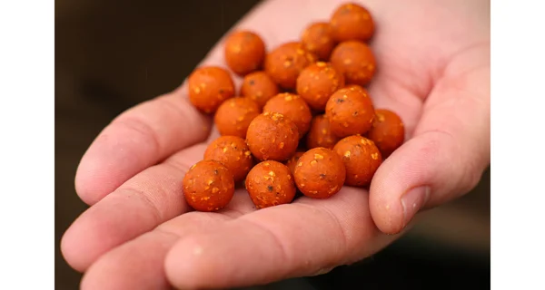 KAREL NIKL - Rozpustné Criticals boilie Devill Krill 18 mm 250 ml