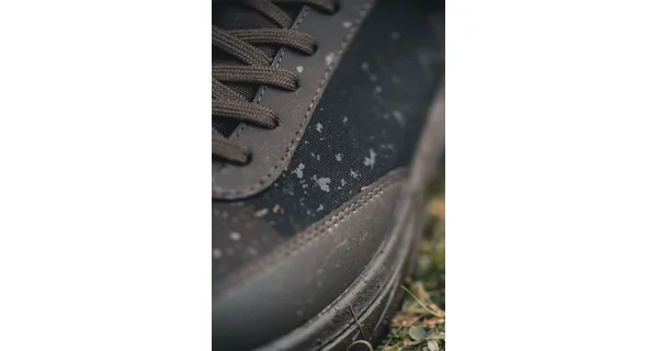 KORDA - Boty Drykore Trainer Dark Kamo vel. 43