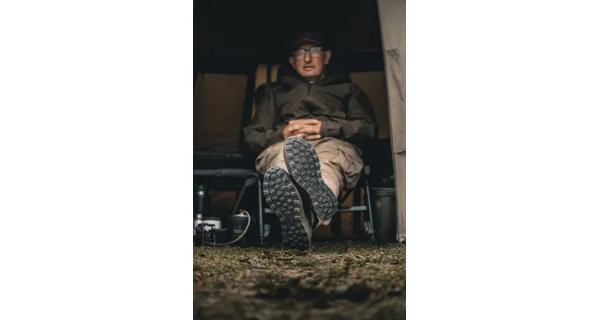 KORDA - Boty Drykore Trainer Dark Kamo vel. 43