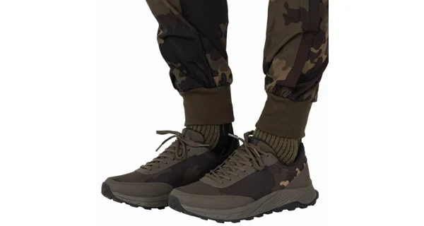 KORDA - Boty Drykore Trainer Dark Kamo vel. 45