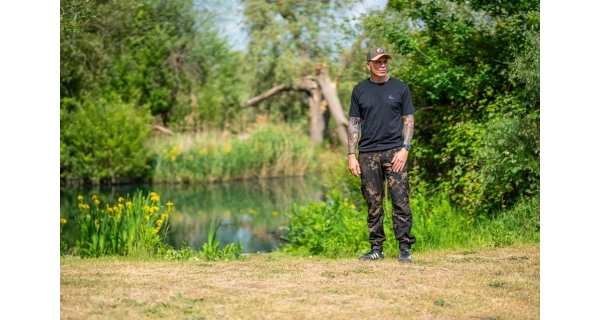 KORDA - Kalhoty Original Kombats Dark Kamo vel. L