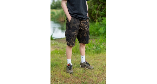 KORDA - Kraťasy Kombat Shorts Dark Kamo vel. XL